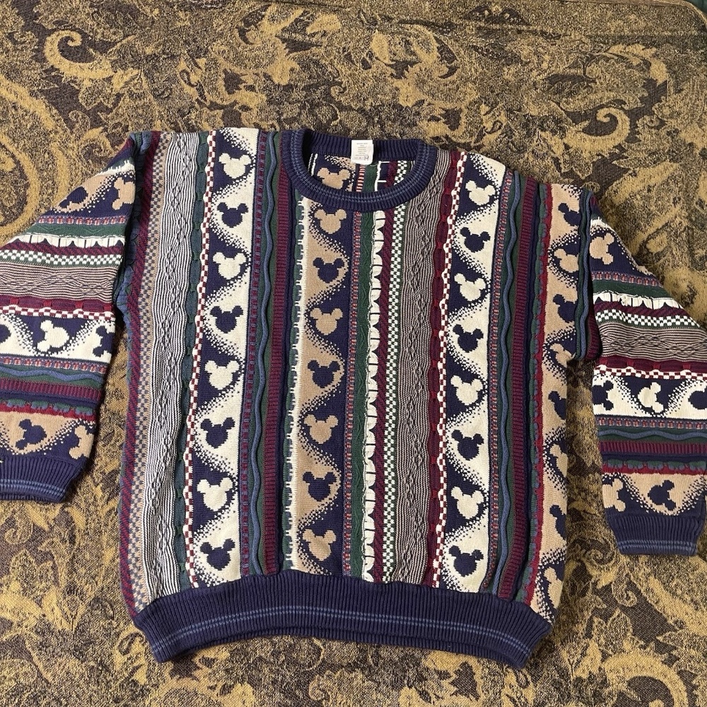 Vintage Disney Mickey Mouse Coogi Style Cable Knit Sweater Size XL